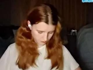 florettaschneck — Goal: take off my bra #18#new#shy#cute#young [100 tokens remaining]