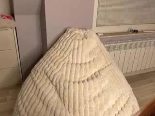 foxiekiss — Nipples play [111 tokens remaining]