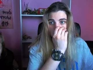 Offline foxy-tease on CamSoda