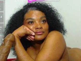 Freechat gianasmith on CamSoda