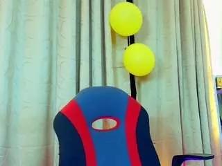 Offline girlamada on CamSoda