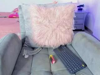 Offline gisele-gigi on CamSoda
