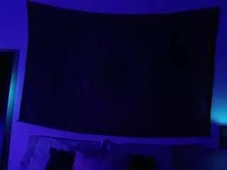 Offline greecebella on CamSoda