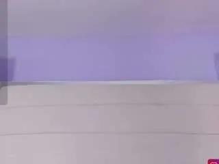 Offline helenaroos on CamSoda