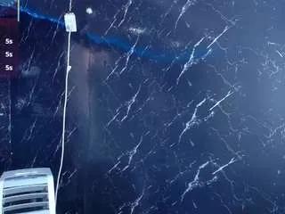 Freechat hillary-queen on CamSoda