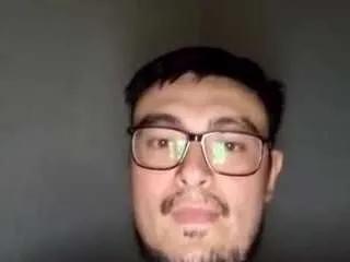 Offline hornyasianman on CamSoda