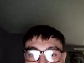 Offline hornyasianman on CamSoda