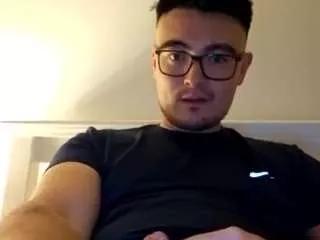 Offline hornyasianman on CamSoda