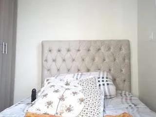 Offline hotspicy21 on CamSoda