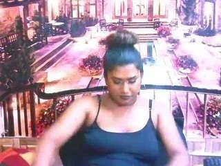 Offline indianchocolatepie on CamSoda