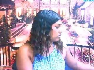 Offline indianchocolatepie on CamSoda