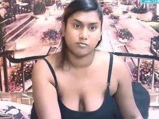 Offline indianchocolatepie on CamSoda