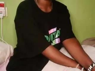 Offline innocent-howty on CamSoda