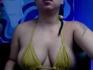 Offline irissmile on CamSoda