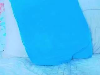 Freechat irresistiblemilf on CamSoda