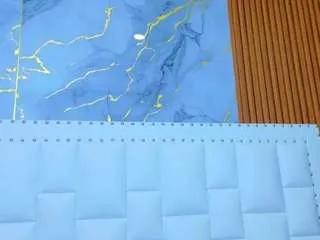 Freechat irresistiblemilf on CamSoda