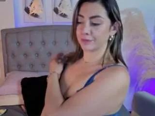 Freechat isabellalita on CamSoda