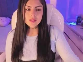 Offline ivynaugthyqueen on CamSoda