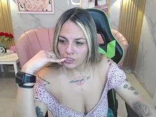 Offline jade-jones-a on CamSoda