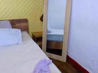 Offline jakie-lena on CamSoda