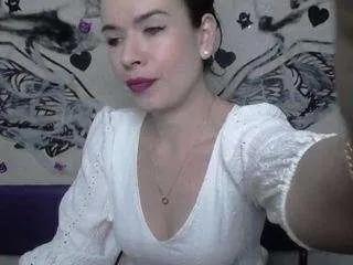 jasminekouch — love me like you do [2298 tokens remaining]