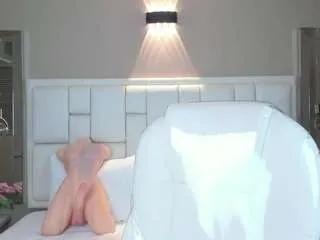 Freechat jessy-evanss on CamSoda