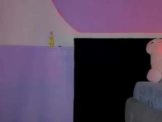 julieta-cortes — Rub my pussy [Multi Goal]