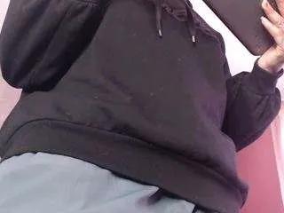 Offline juliia-rose on CamSoda