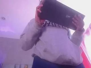 Offline juliia-rose on CamSoda
