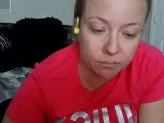 Freechat julimonroe on CamSoda