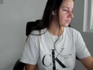 Offline kairagold on CamSoda