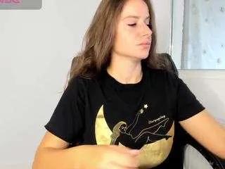 Offline kairagold on CamSoda