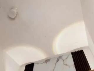 Freechat kandyy-brown on CamSoda