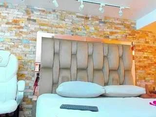 karla-dunn — Let's play you clean with a blowjob [Multi Goal]