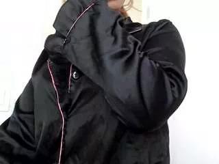 Offline katt-leya on CamSoda