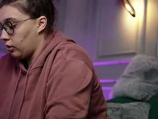 Offline kendaldubai on CamSoda