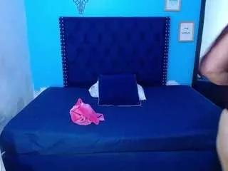 Offline kinky-redhead18 on CamSoda