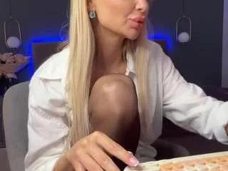 Offline kristalnight on CamSoda