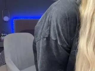 Offline kristalnight on CamSoda