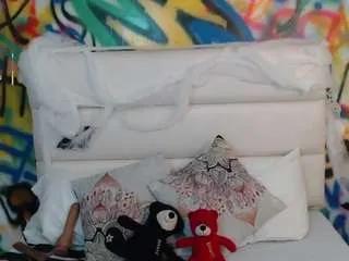 Offline kyliebenson on CamSoda