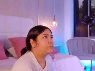 Offline leoniewinters on CamSoda