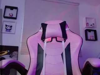 Offline levi-cloud on CamSoda