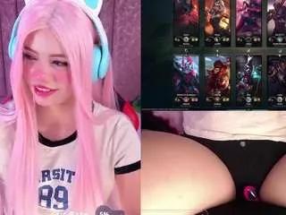 Offline lilapop4 on CamSoda