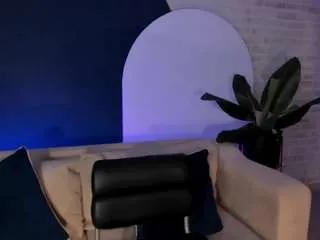 Offline lili-acosta on CamSoda