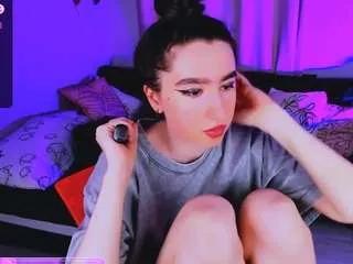 lilythompsonx on CamSoda 