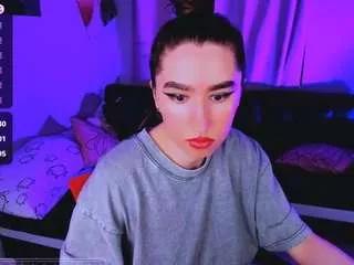 lilythompsonx on CamSoda