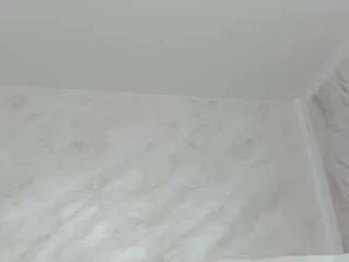 Offline lissababe on CamSoda