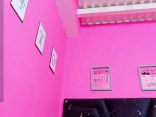 Freechat little-beillis on CamSoda