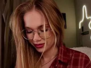 lornaacors — Lift up my dress+play with my ass [55 tokens remaining]