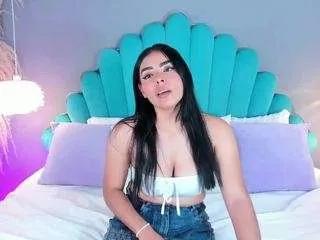 Freechat lovelyeyess on CamSoda